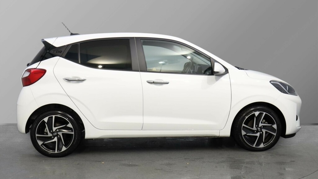 Hyundai I10 I10 1.2 79 Premium Nav White #2