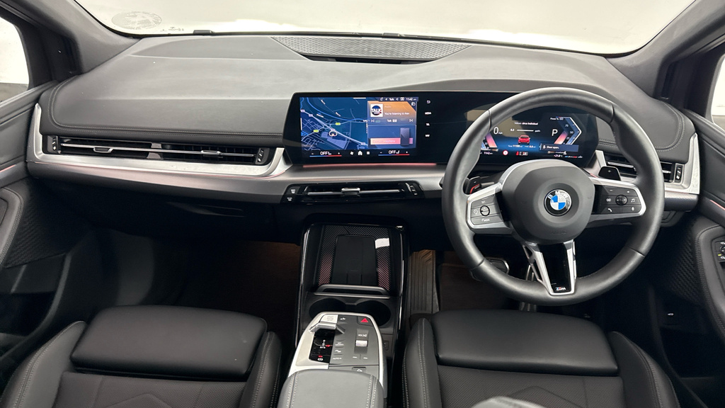 BMW 2 Series 2 Series 220I Mht M Sport Dct Red #4