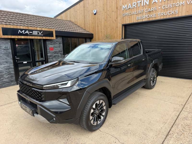 Toyota HILUX 2.8 D-4d-h Invincible Awd Euro 6 - 2026 Black #4