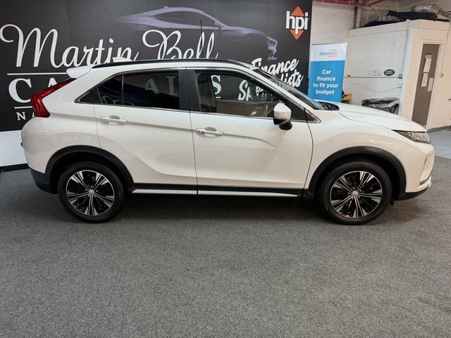 Mitsubishi Eclipse Cross 1.5T 3 Suv Stunning White #5