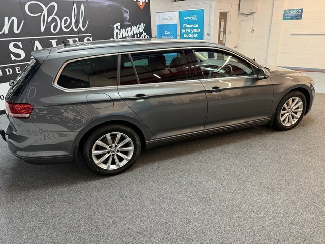Volkswagen Passat 2.0 Tdi Tech Business Grey #5
