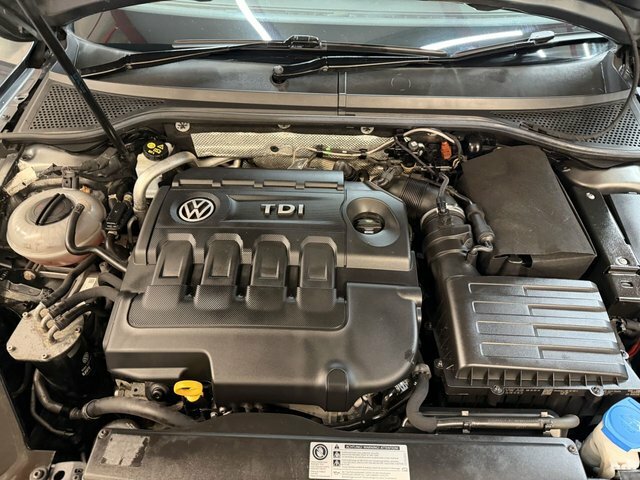 Volkswagen Passat S Tdi Bluemotion Technology Blue #20