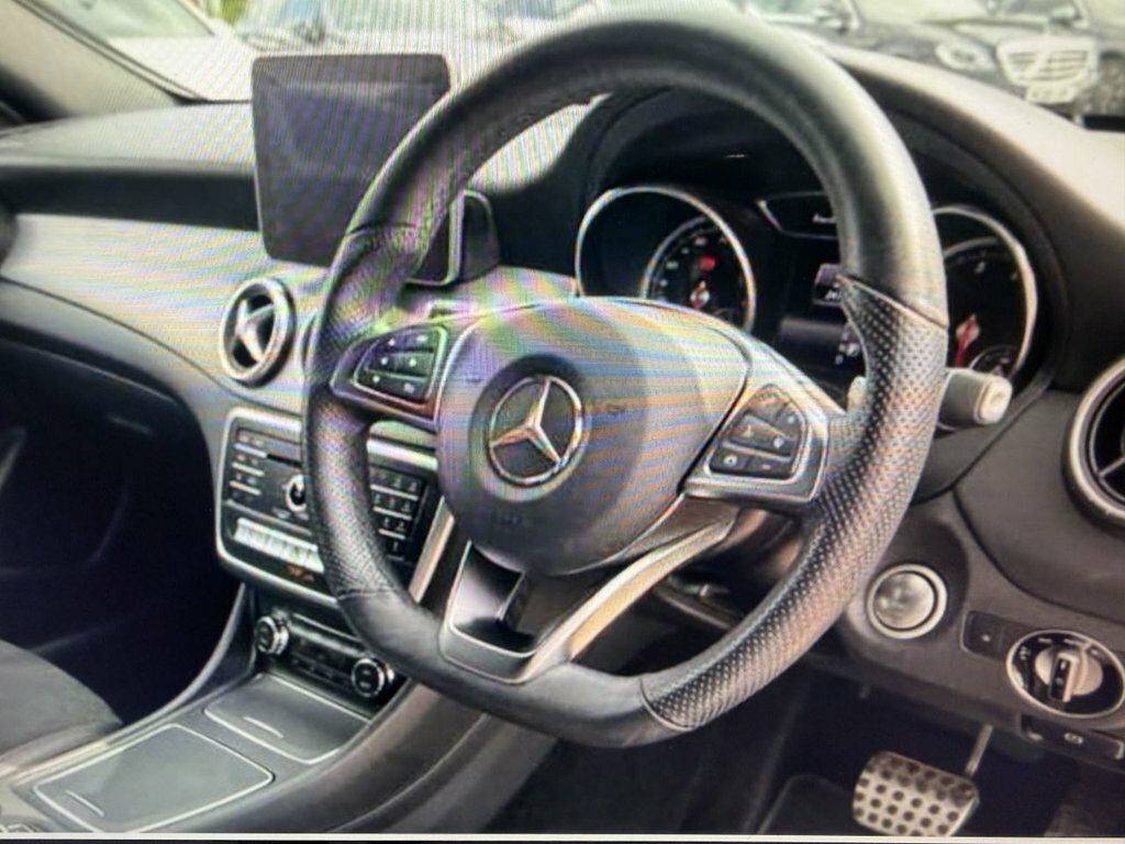 Mercedes-Benz CLA Class Cla 220 Amg Line Night Ed Plus 4Matic Tip Black #6