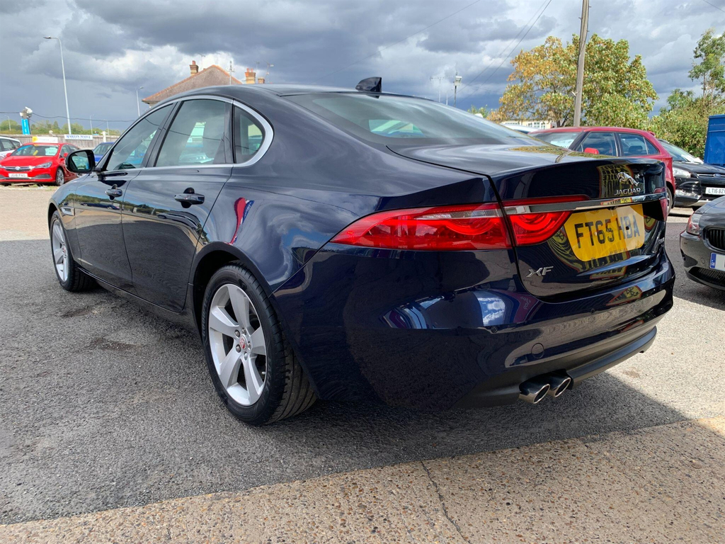 Jaguar XF 2.0D Portfolio Euro 6 Ss #3