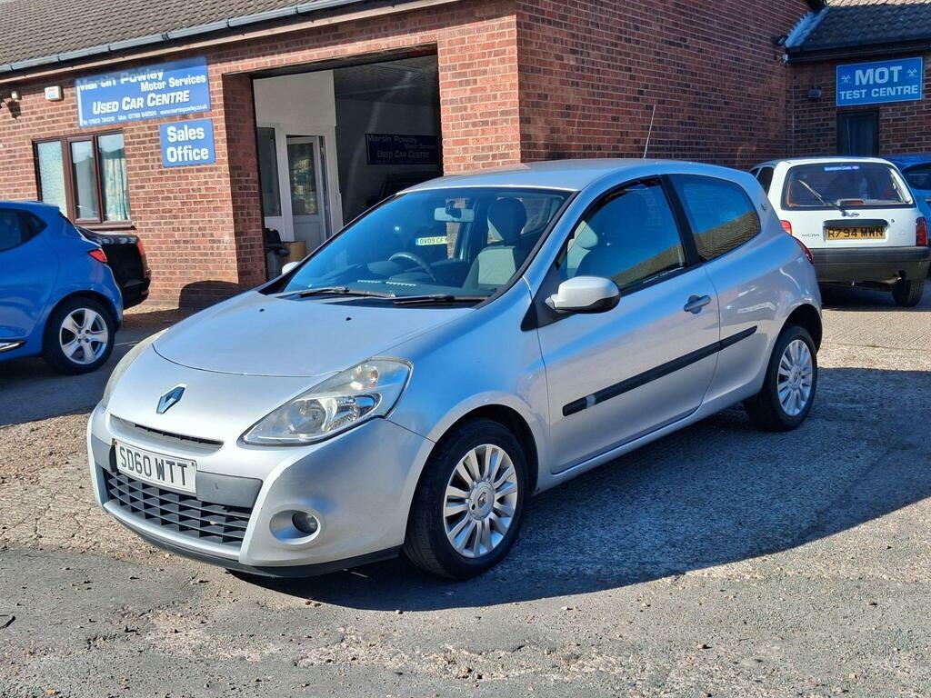 Renault Clio 1.2 I-music Euro 5 Silver