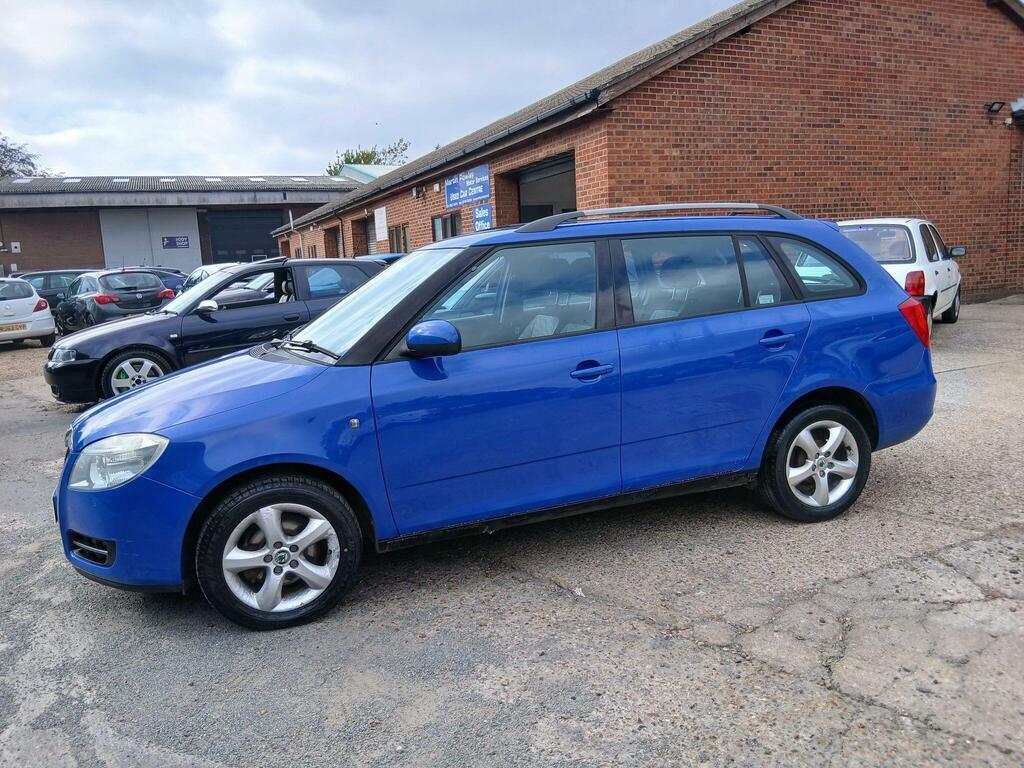 Skoda Fabia 1.4 Tdi Pure Drive 2 Blue #2