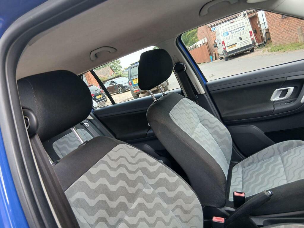 Skoda Fabia 1.6 16V 2 Tiptronic Grey #43