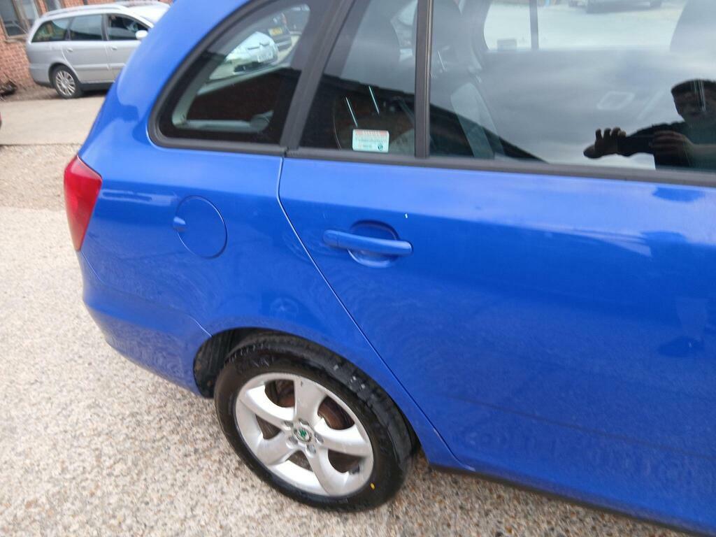Skoda Fabia 1.6 16V 2 Tiptronic Grey #26