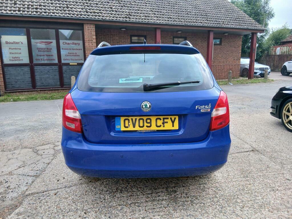 Skoda Fabia 1.6 16V 2 Tiptronic Grey #9