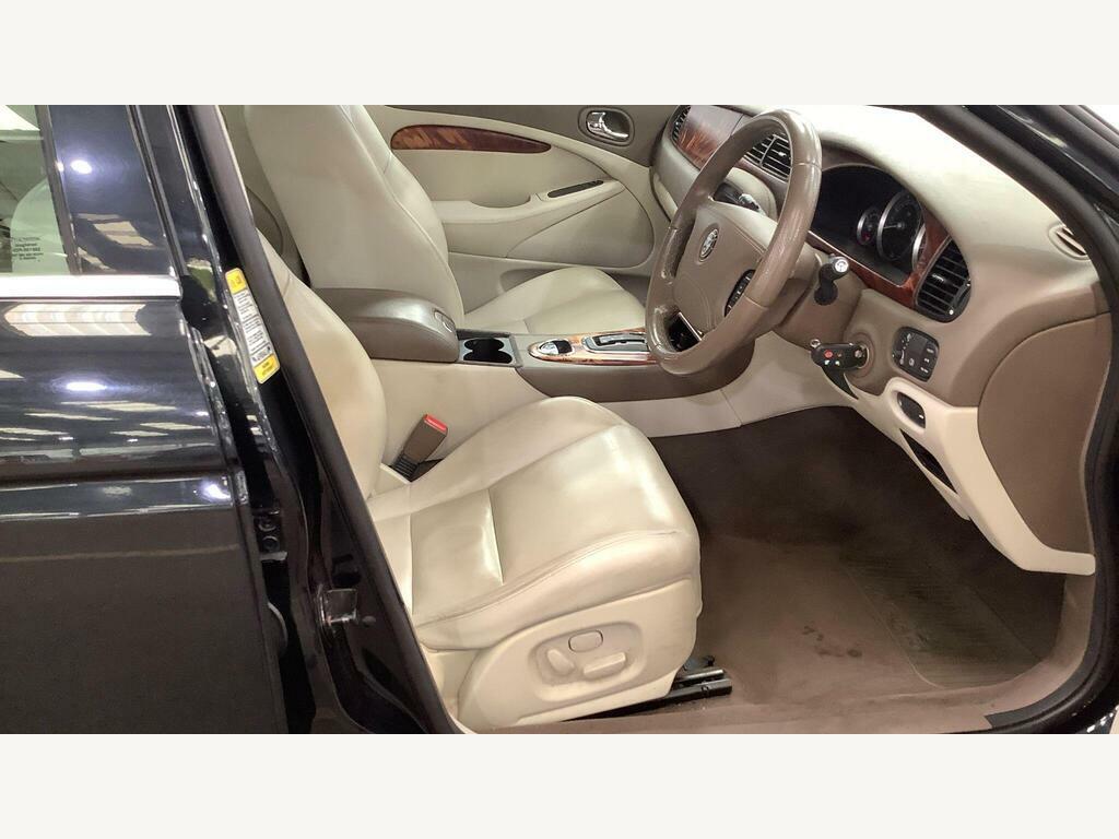 Jaguar S-Type 2.7D V6 Se Black #2