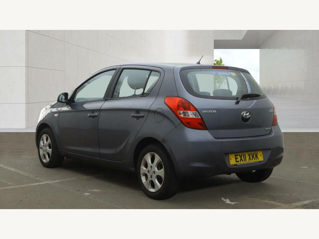 Hyundai I20 1.2 Classic Red #12