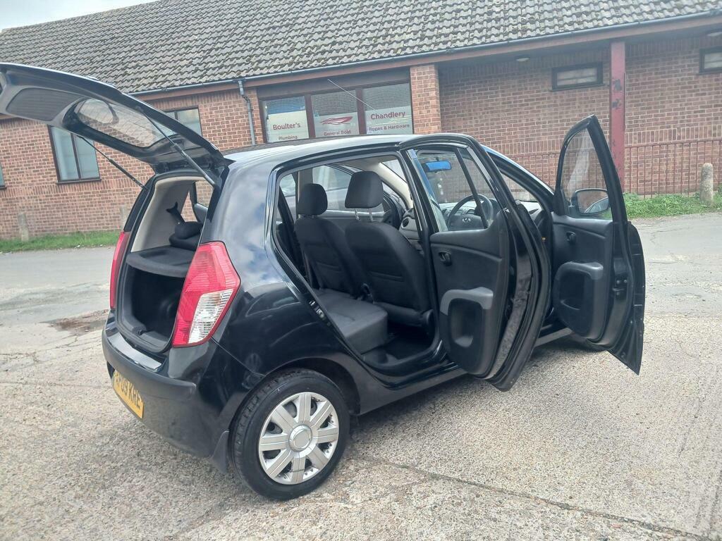 Hyundai I10 Comfort Red #19