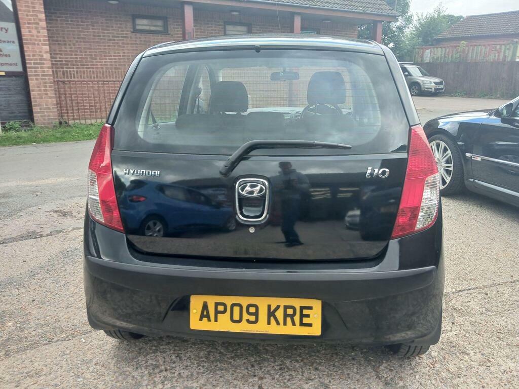 Hyundai I10 Comfort Red #12