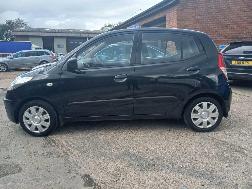 Hyundai I10 Comfort Red #9