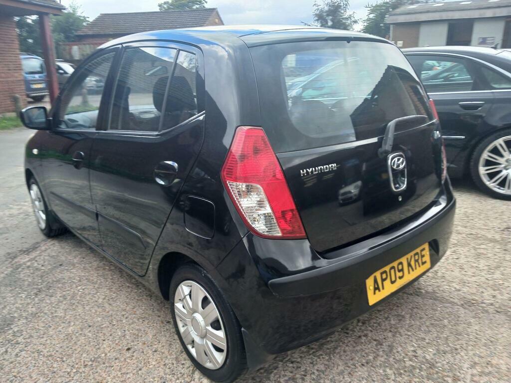 Hyundai I10 Comfort Red #8