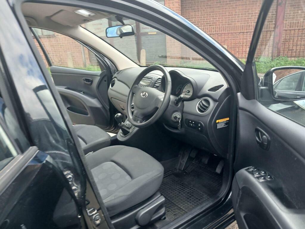 Hyundai I10 Comfort Red #24