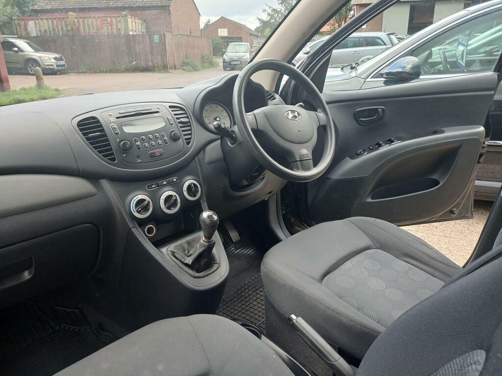 Hyundai I10 Comfort Red #17