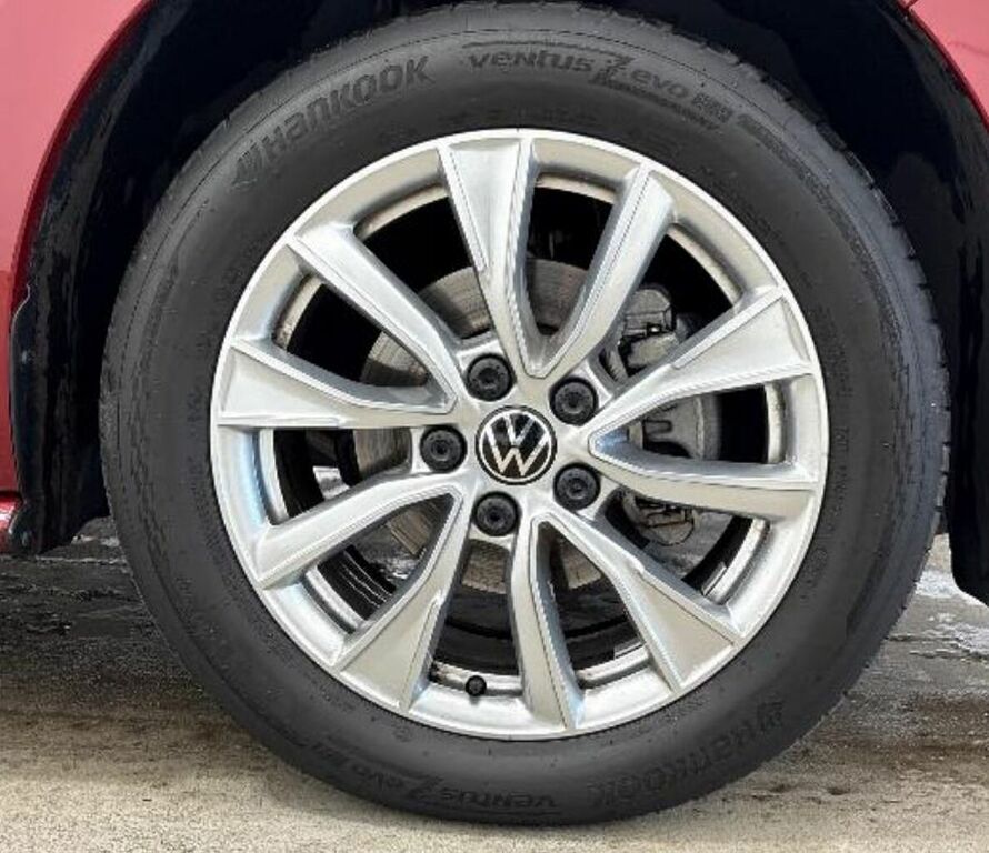 Volkswagen Multivan Life Standard 150 Ps 2.0 Tdi 7-Speed Dsg Red #5