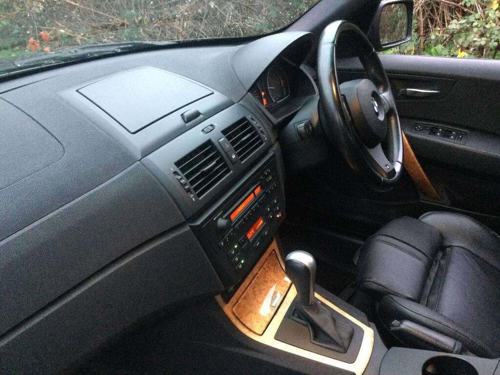 BMW X3 Sport 4X4 3.0 Black #3
