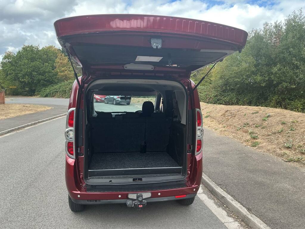 Fiat Doblo Mpv Black #13