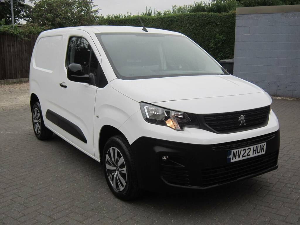 Peugeot Partner 1000 1.5 Bluehdi 100 Professional Prem Van 6 Spd White