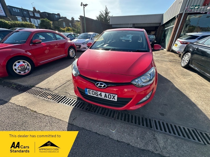 Hyundai I20 Active Red #2