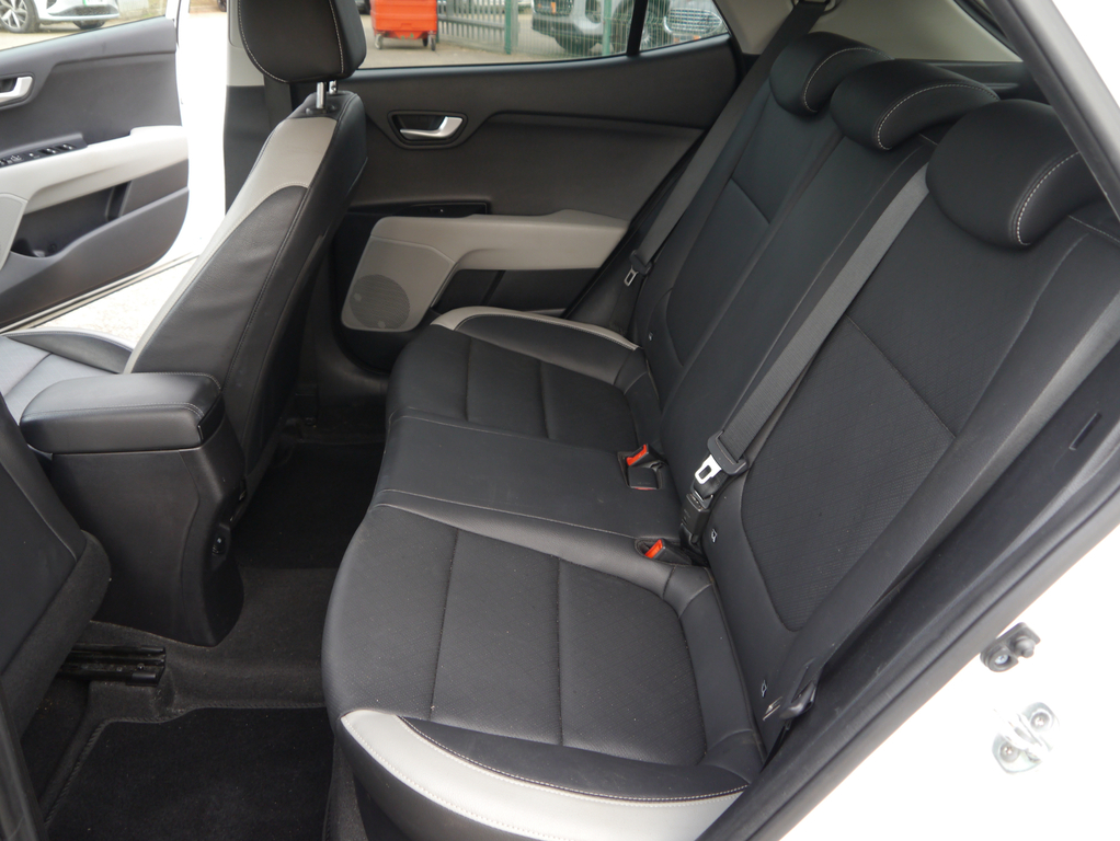 Kia Stonic 3 Isg Grey #38