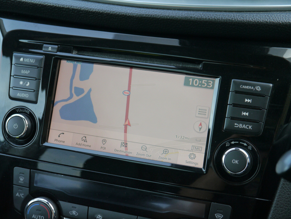 Nissan Qashqai Acenta Premium Black #19