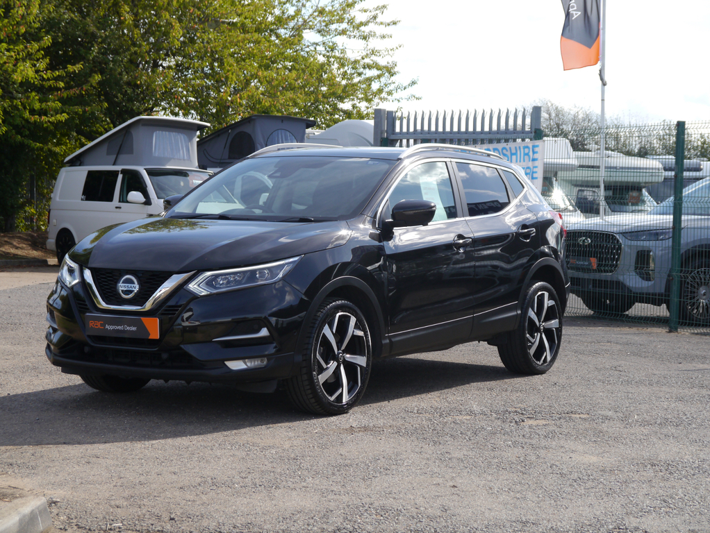 Nissan Qashqai Acenta Premium Black #39