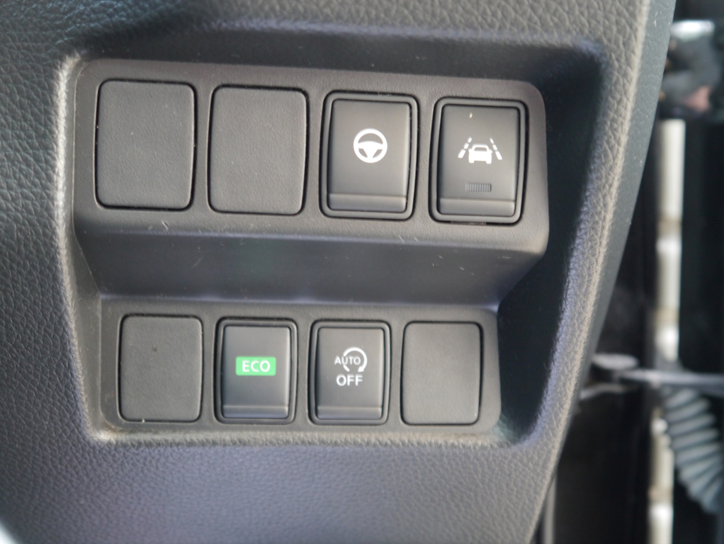 Nissan Qashqai Acenta Premium Black #14