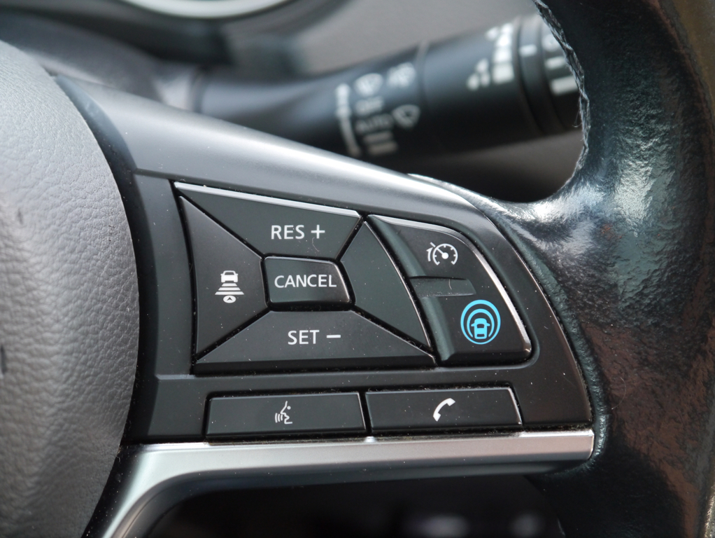 Nissan Qashqai Acenta Premium Black #15