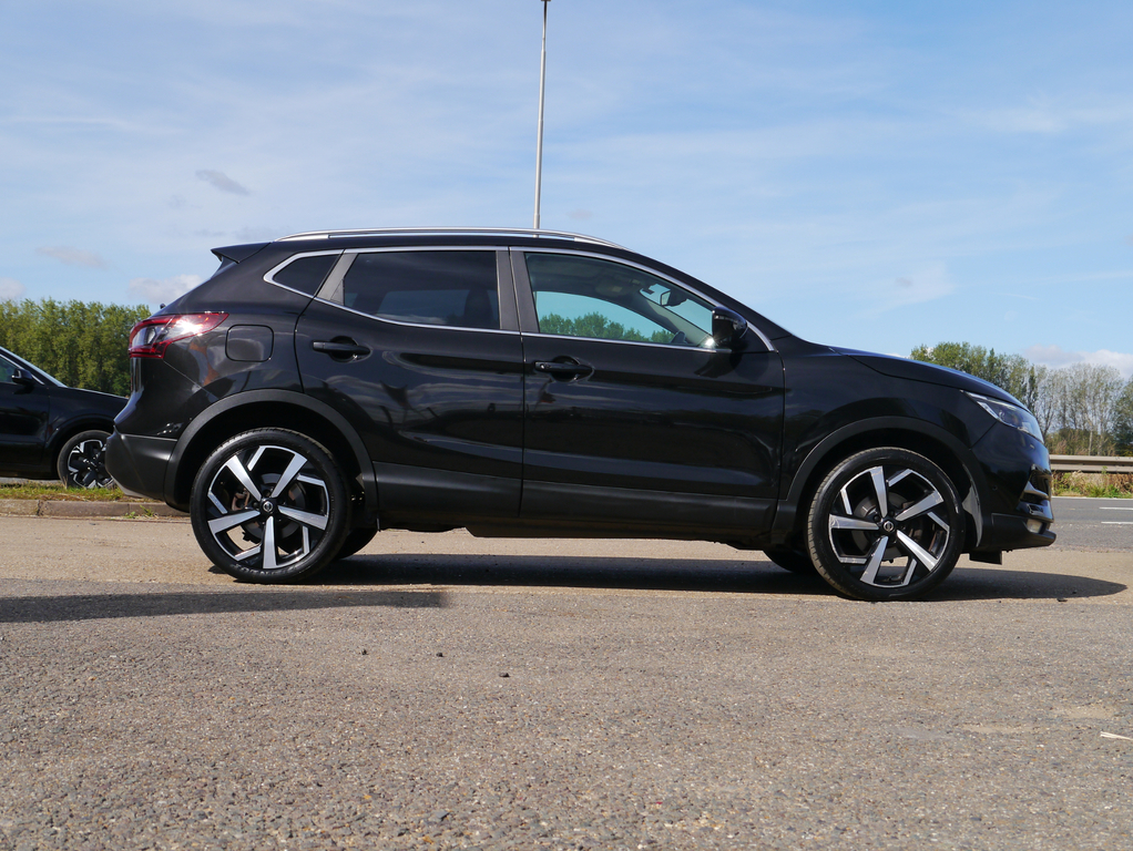 Nissan Qashqai Acenta Premium Black #8