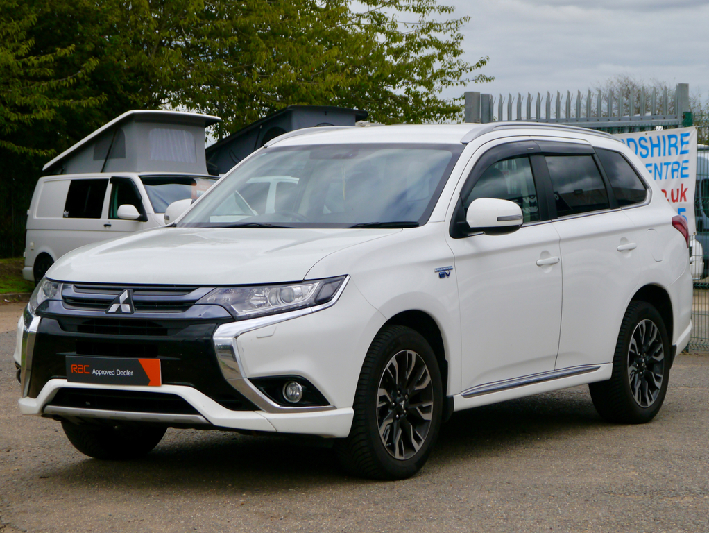 Mitsubishi Outlander Phev Gx 3H Plus White #5