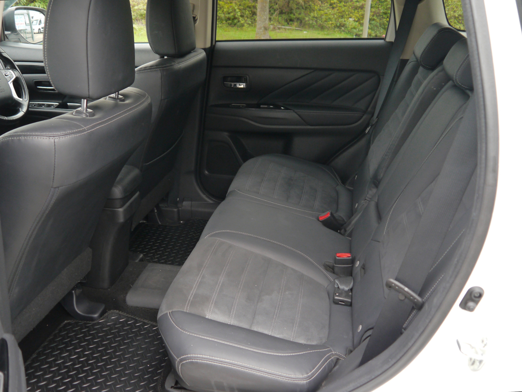 Mitsubishi Outlander 2.3 Di-d Gx 4 147 Bhp Brown #10