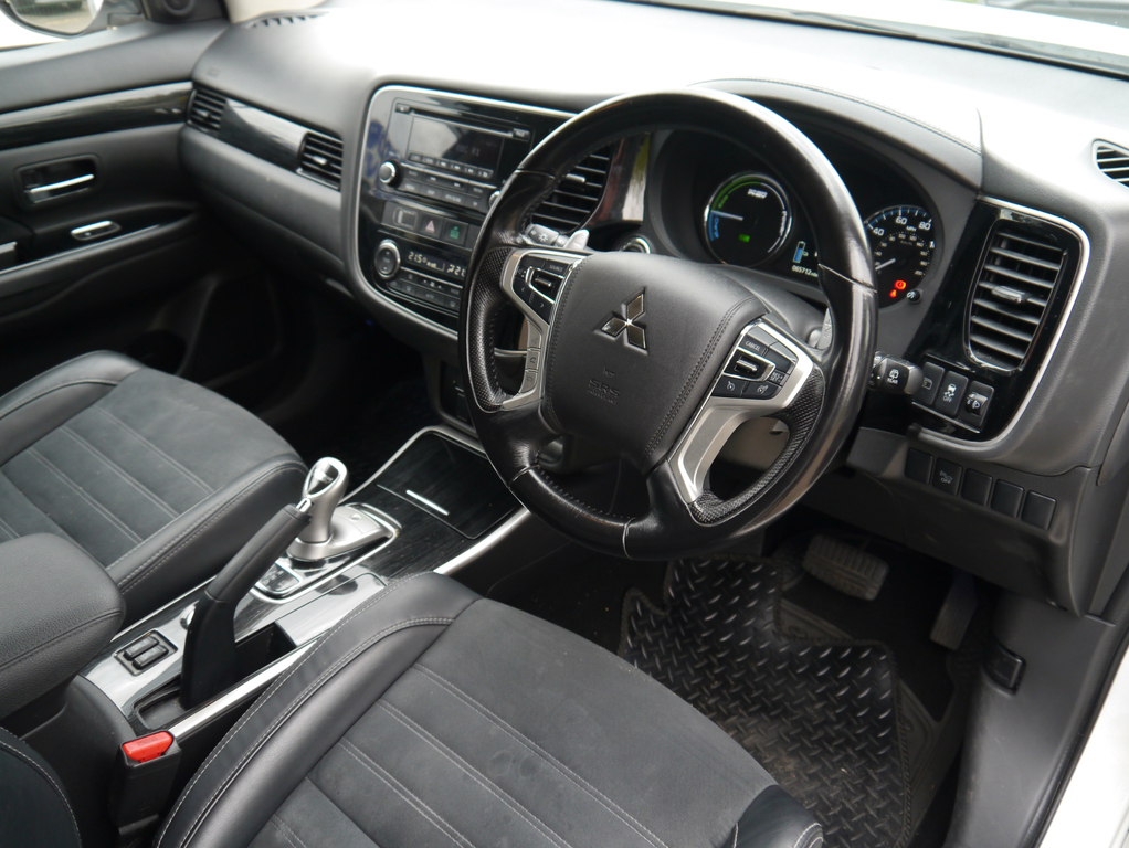 Mitsubishi Outlander 2.3 Di-d Gx 4 147 Bhp Brown #7