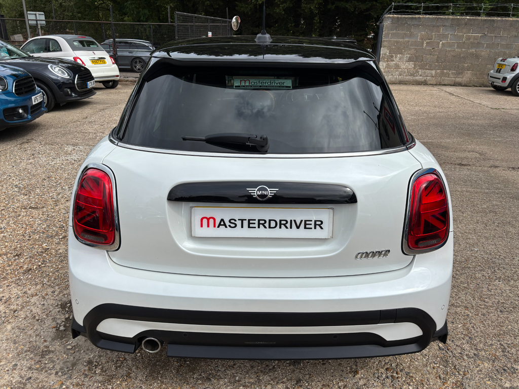 Mini Hatch 1.5 Cooper Classic Hatchback Steptronic White #6