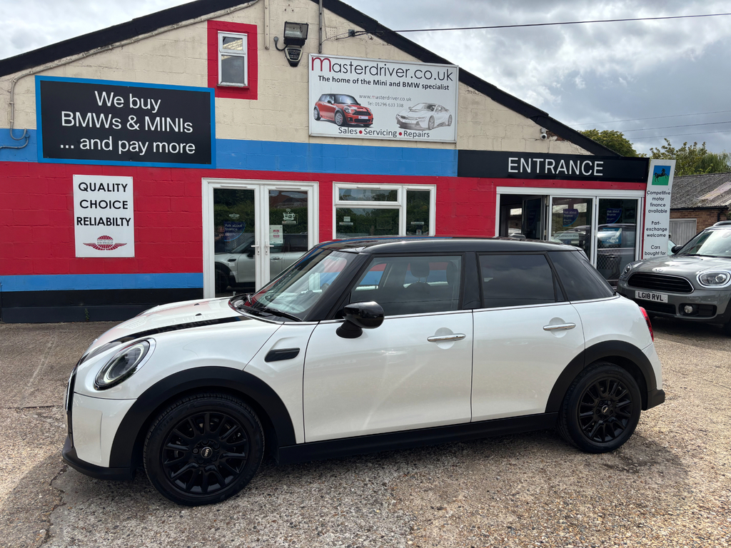 Mini Hatch 1.5 Cooper Classic Hatchback Steptronic White #4