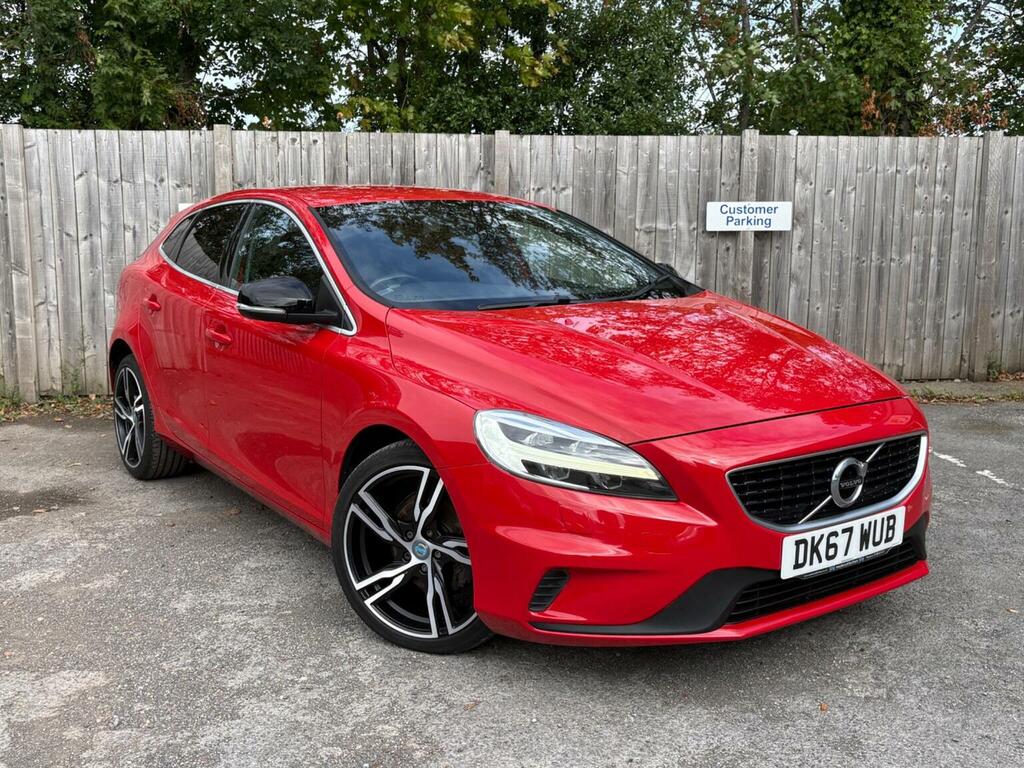 Volvo V40 2.0 D2 R-design Pro Euro 6 Ss Red