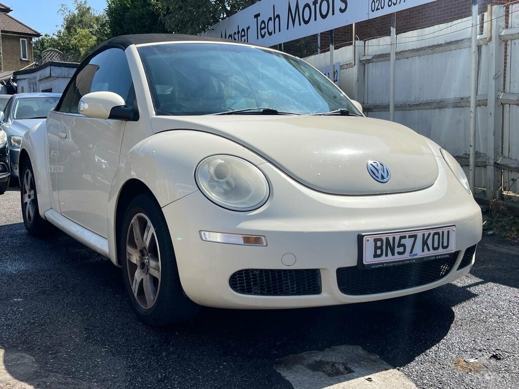 Volkswagen Beetle 1.6 Luna Cabriolet Euro 4 Beige #3