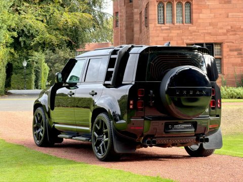 Land Rover Defender Core Black