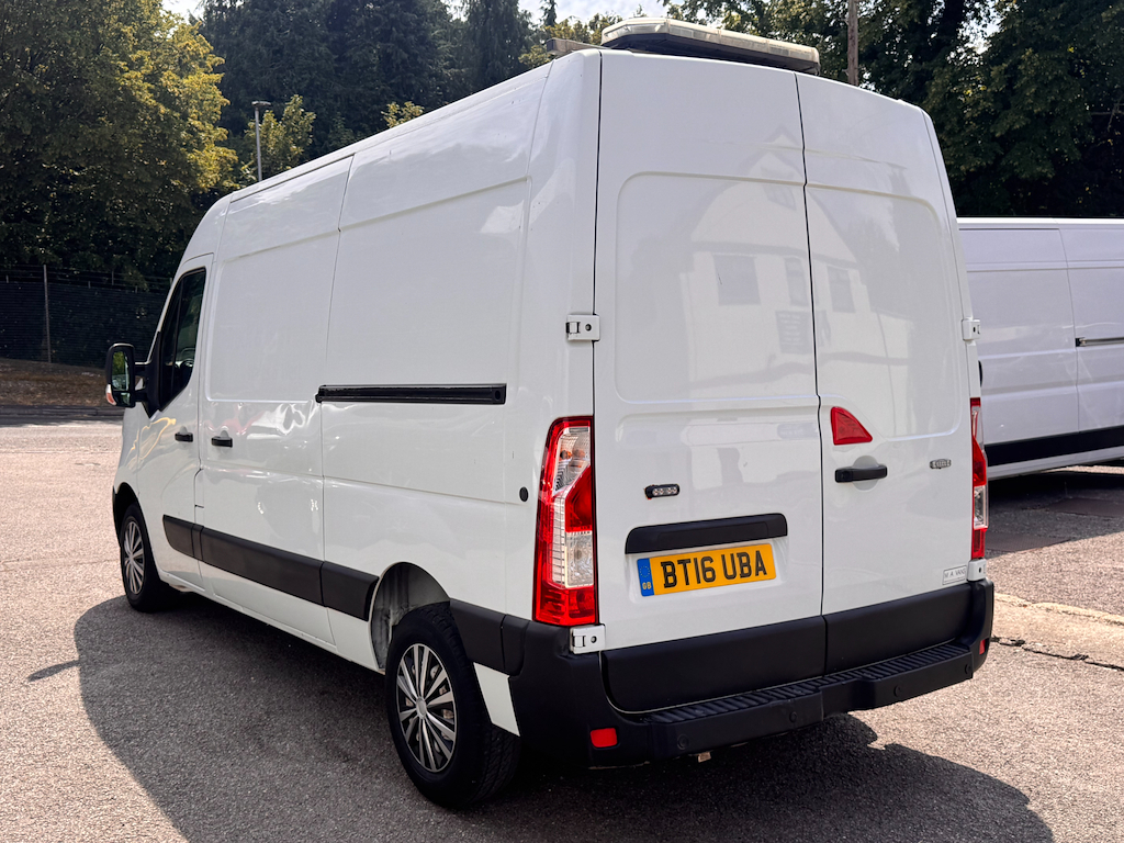 Nissan NV400 2.3L Dci Se Hr Pv White #5