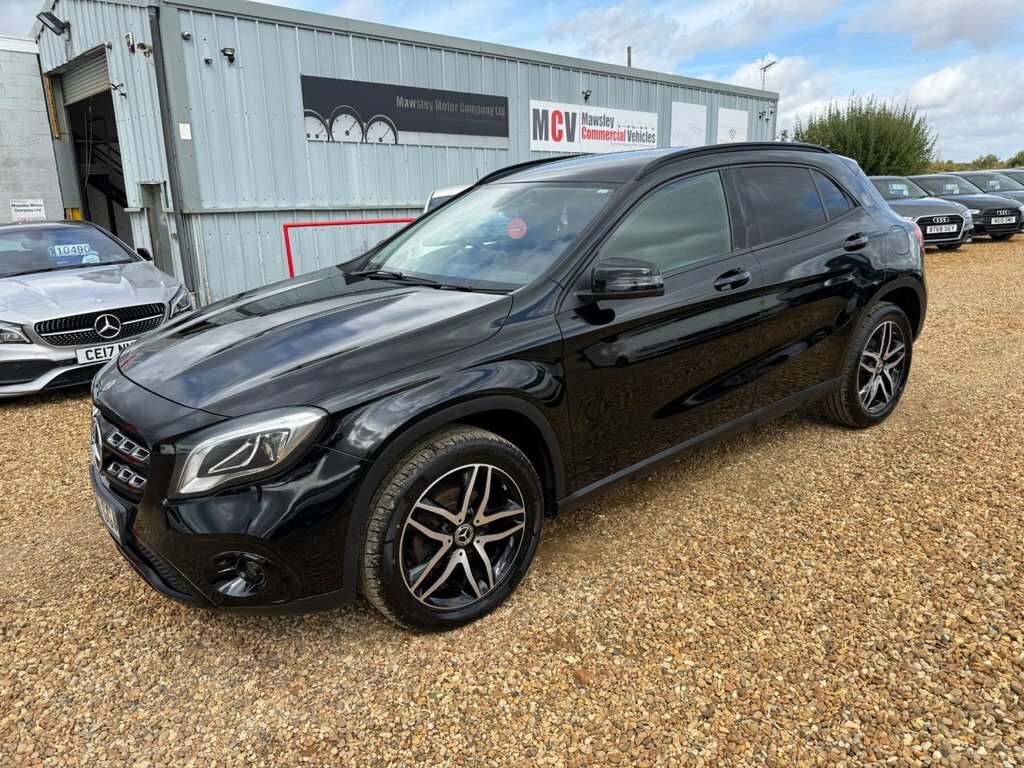 Mercedes-Benz GLA Class 1.6L Urban Edition Black