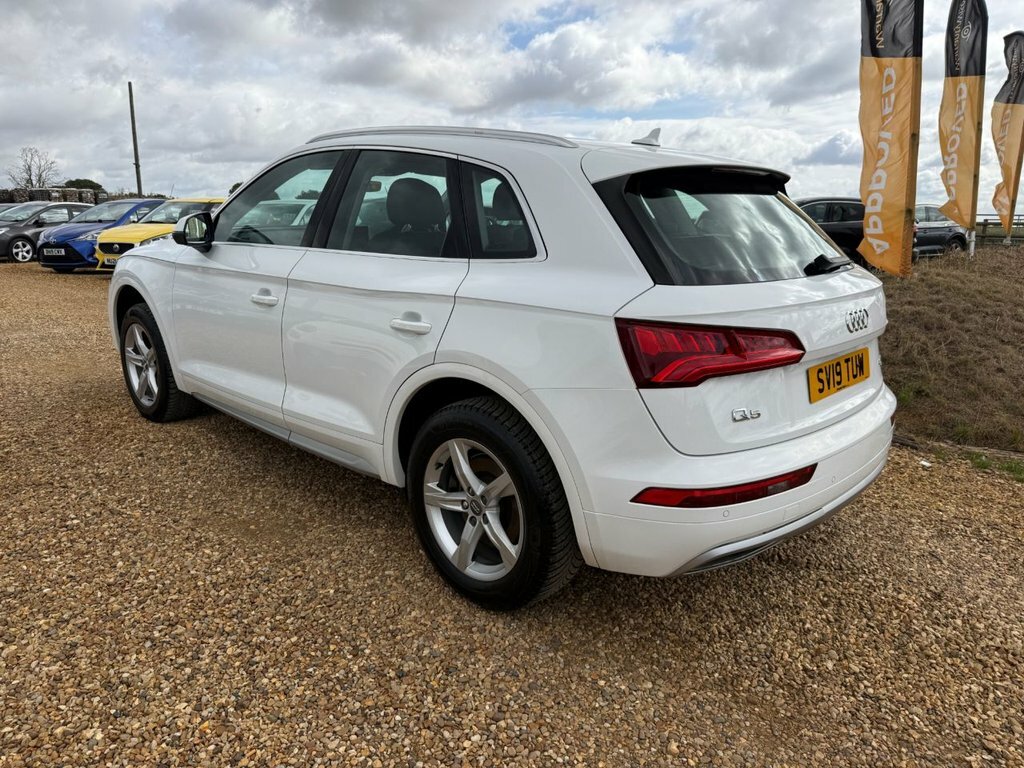 Audi Q5 2L Sport SV19TUW White #5