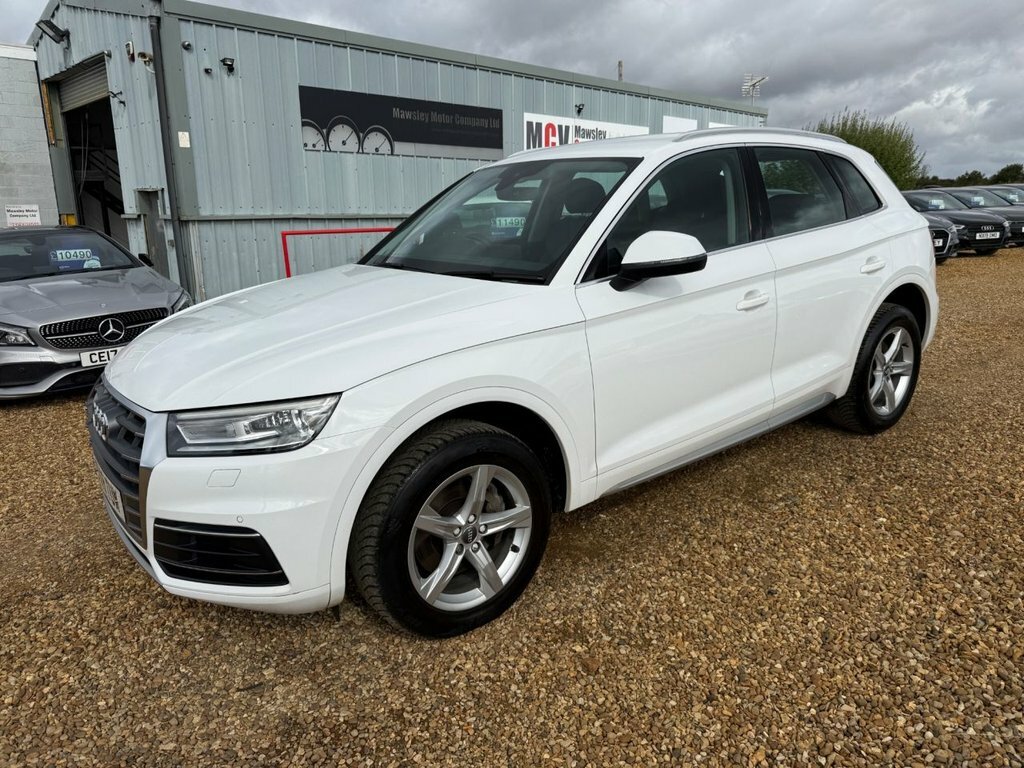 Audi Q5 2L Sport SV19TUW White