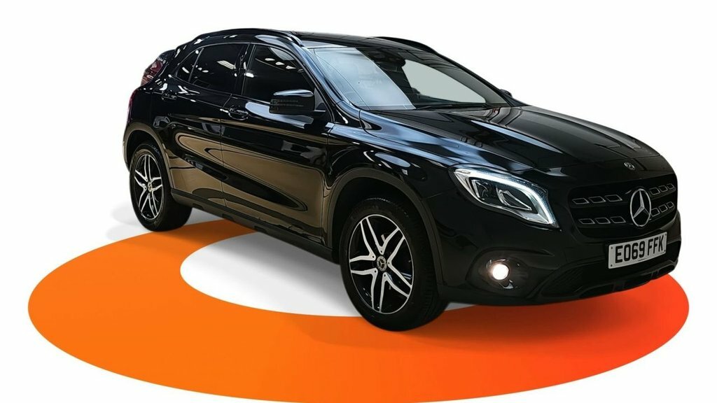 Mercedes-Benz GLA Class 1.6L Urban Edition Black