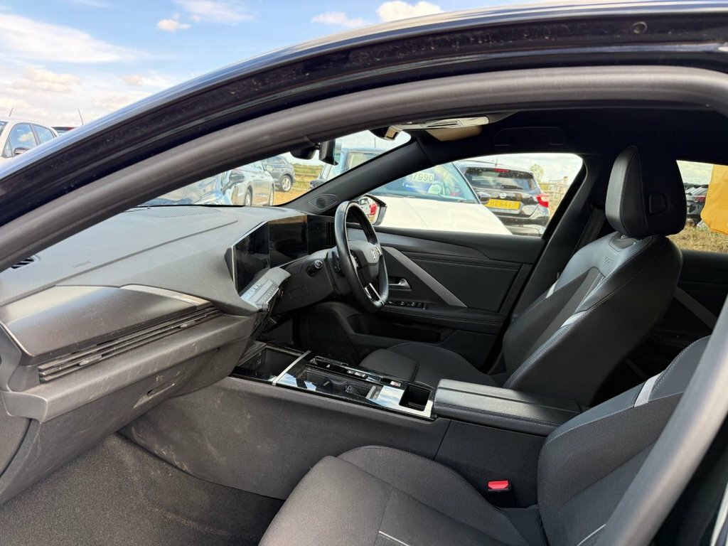 Vauxhall Astra 1.6L Gs DP23FVS Black #4