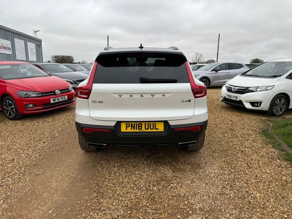 Volvo XC40  Grey #6