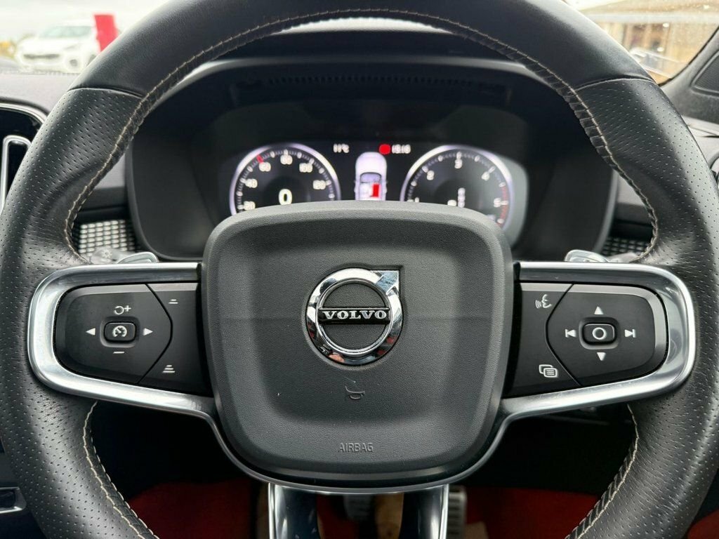 Volvo XC40  Grey #10