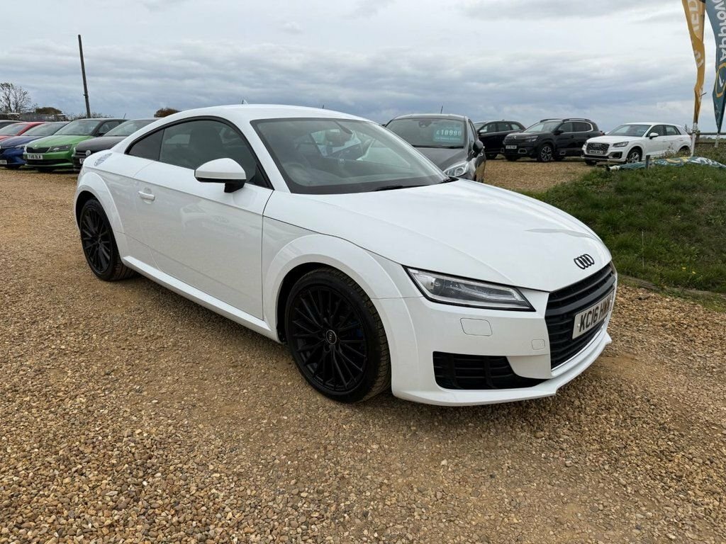 Audi TT Coupe White #5