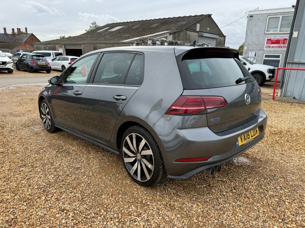Volkswagen e-Golf 35.8Kwh E-golf Hatchback 136 Ps Black #7